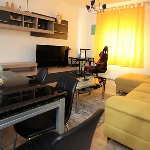 https://apartman-mantenjin.hotels-in-trogir.com