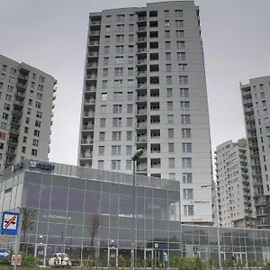 https://golden-apartments-gdanskp29.sopothotels.com